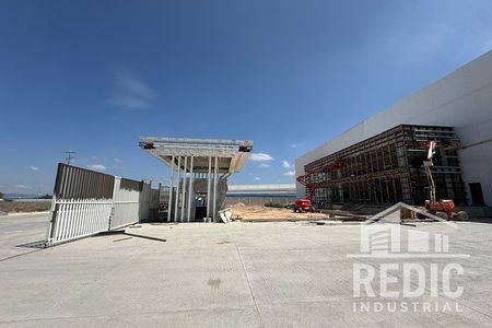 PREMIUM INDUSTRIAL WAREHOUSE FOR RENT IN AIRPORT AREA