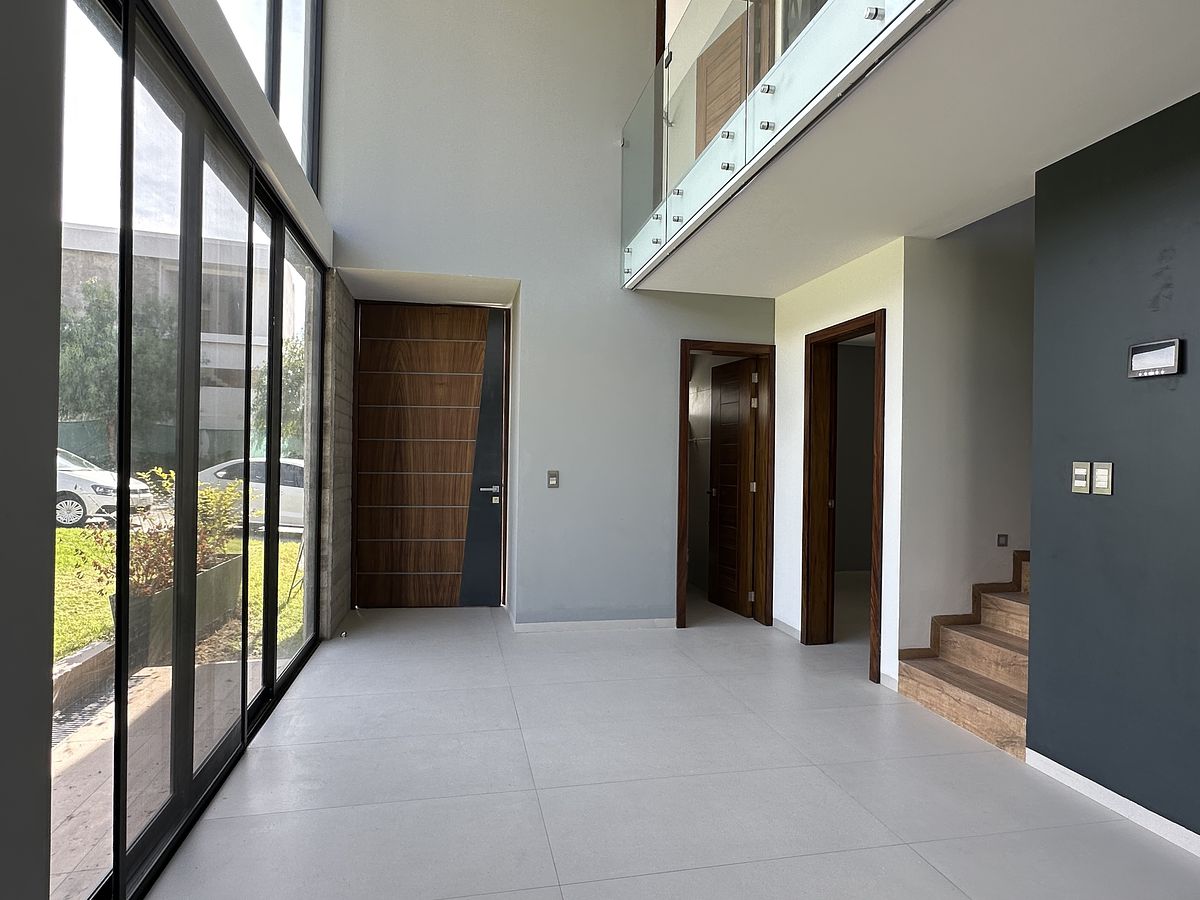 7 de 40: Sala doble altura