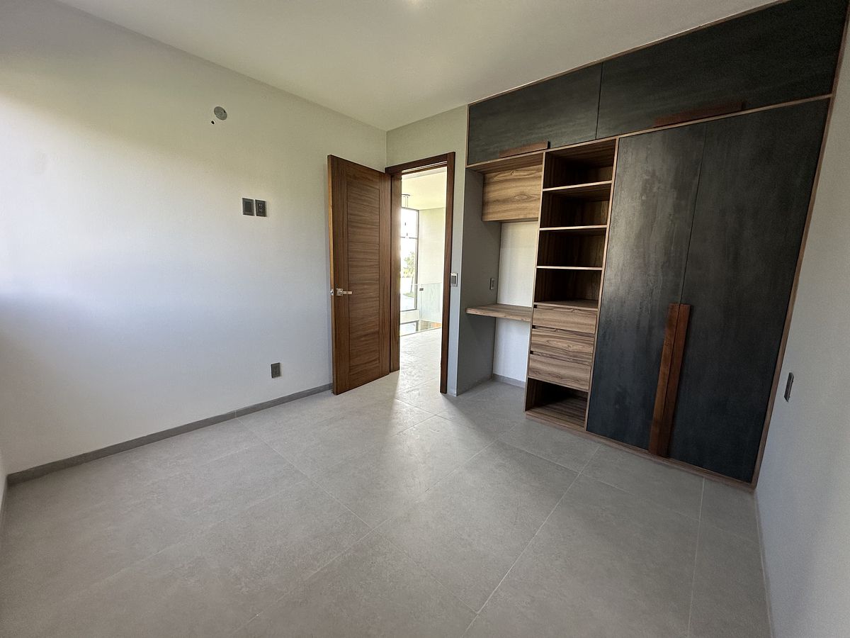 15 de 40: Recámara con clóset