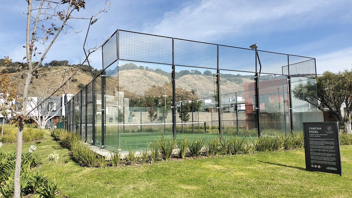 27 de 40: Cancha pádel