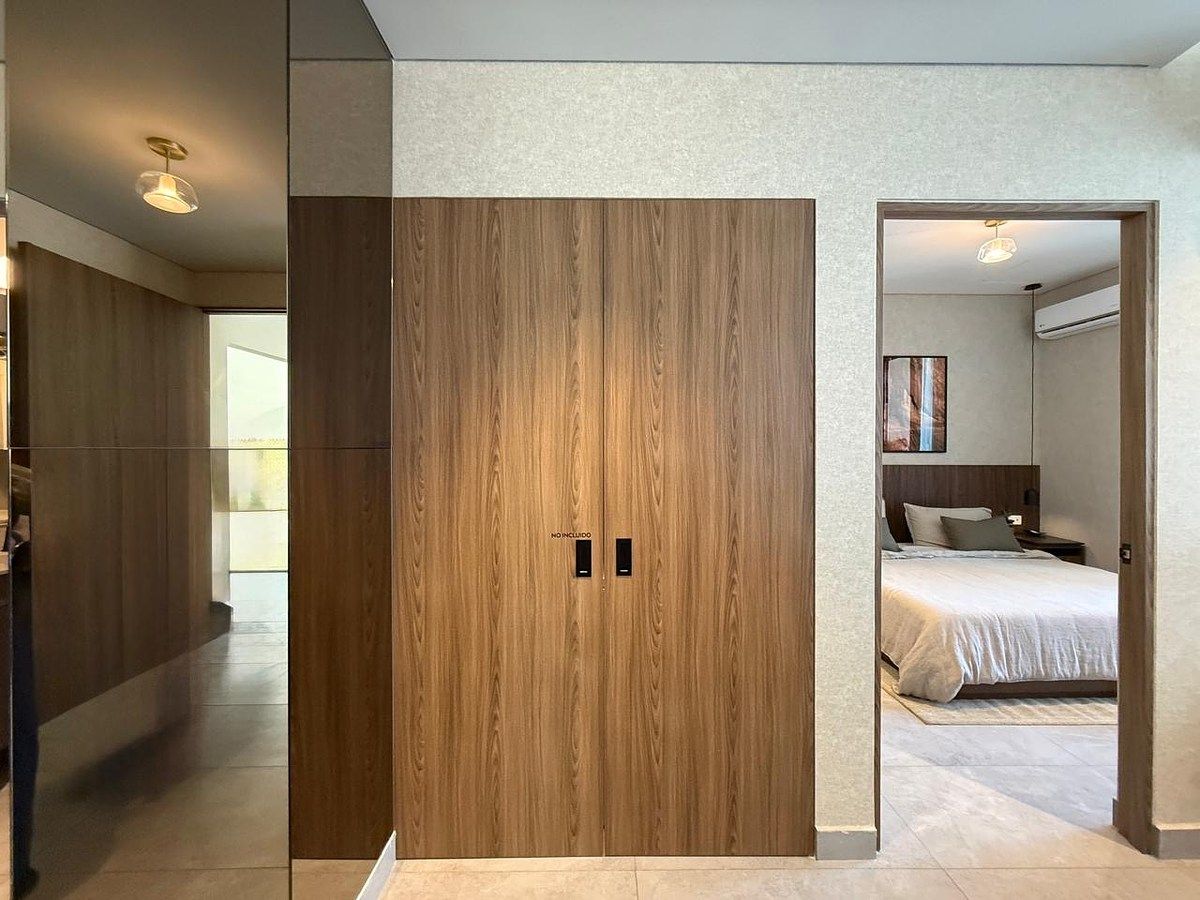 4 of 14: Departamento Muestra*