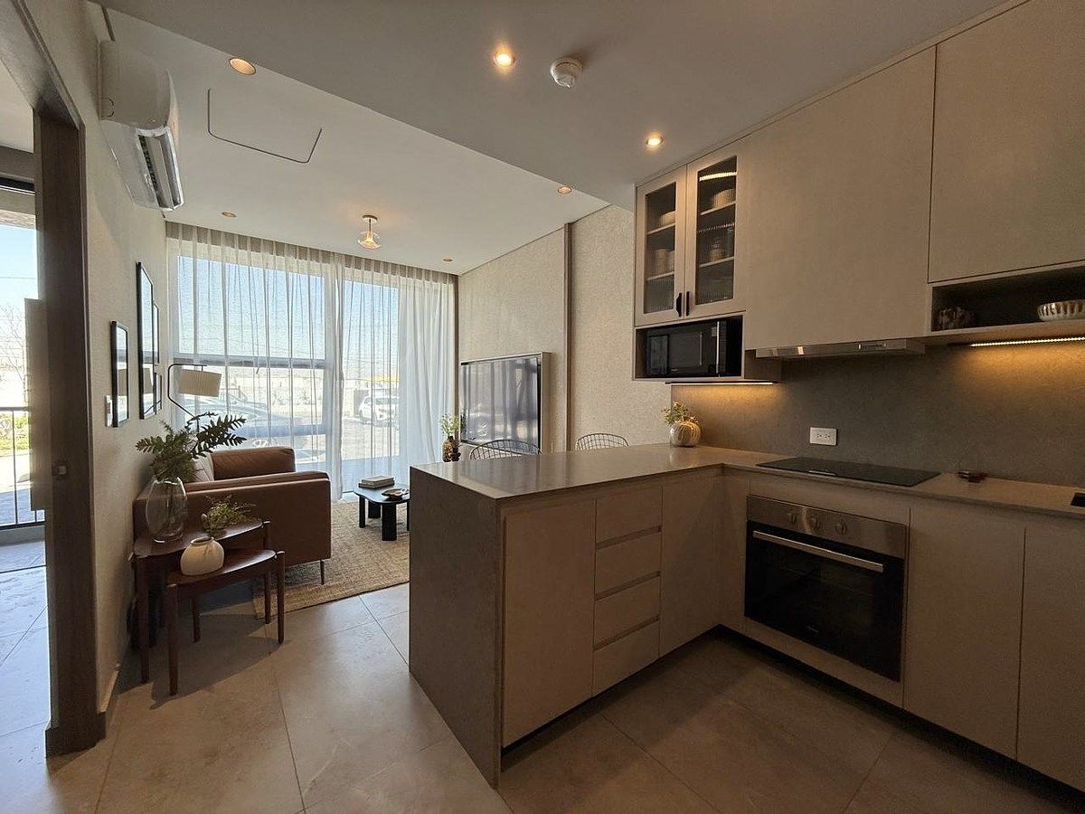 2 of 14: Departamento Muestra*