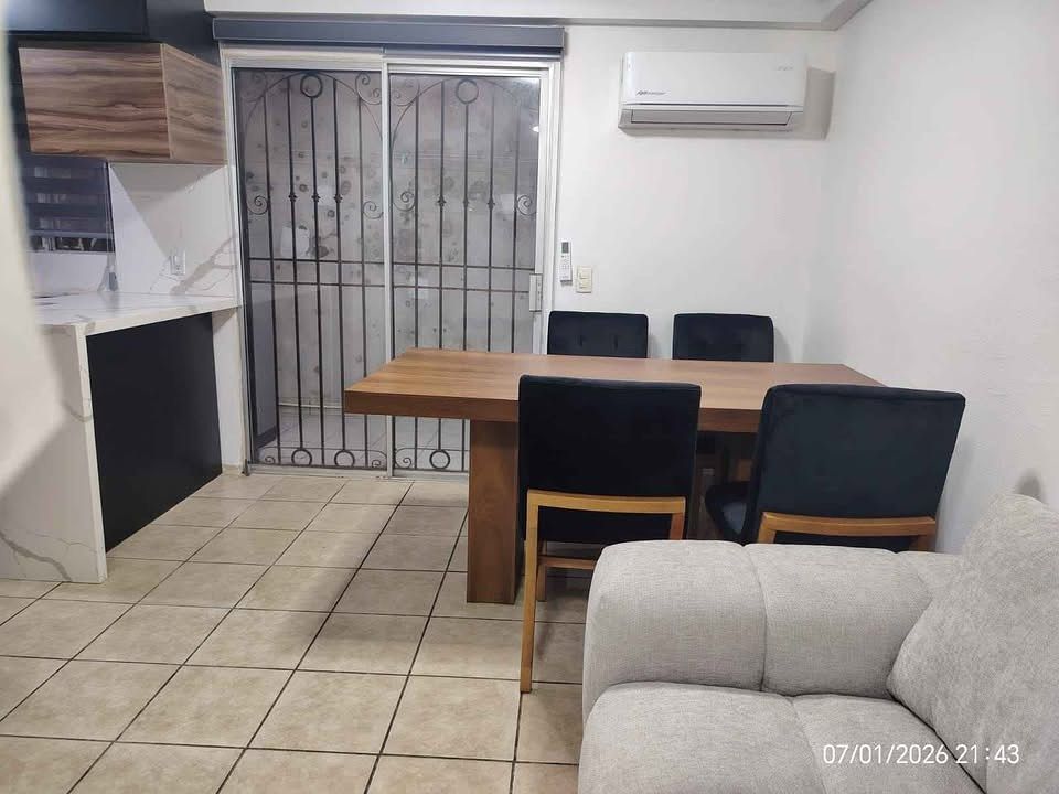 Casa em Colinas del Rey, Tijuana, foto 5 de 16