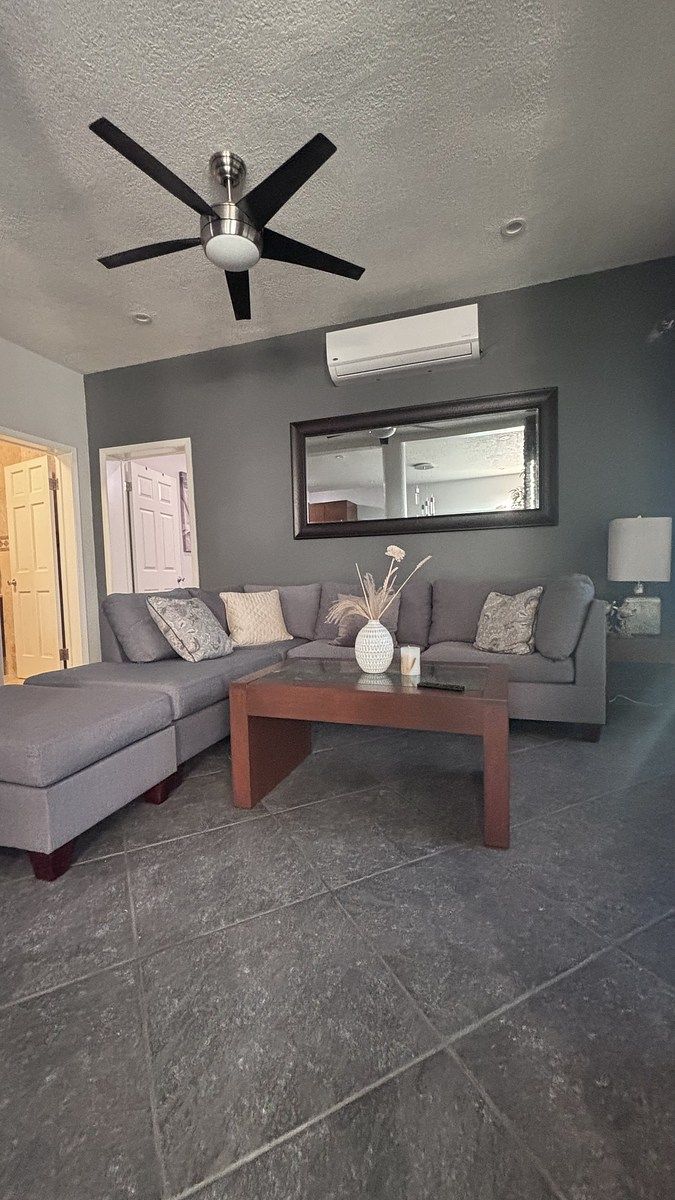 41 de 47: Sala
