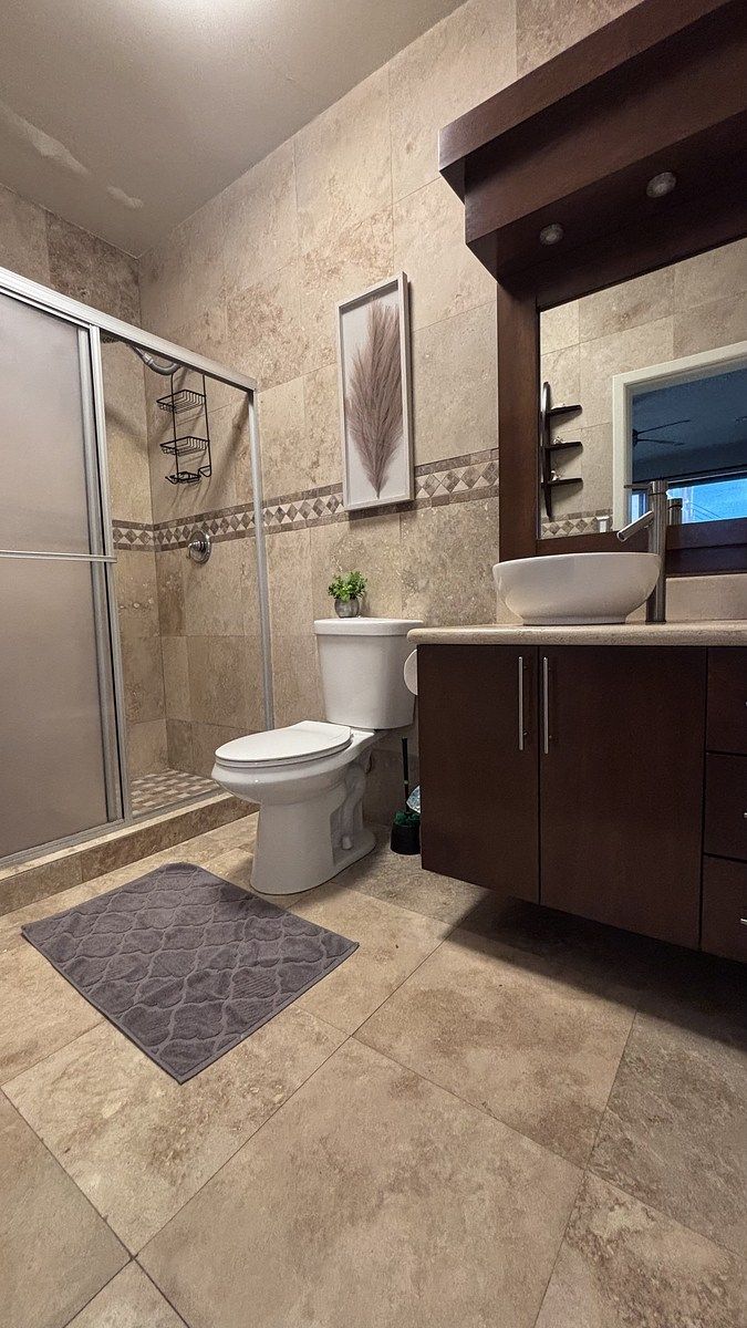 47 de 47: Baño completo departamento