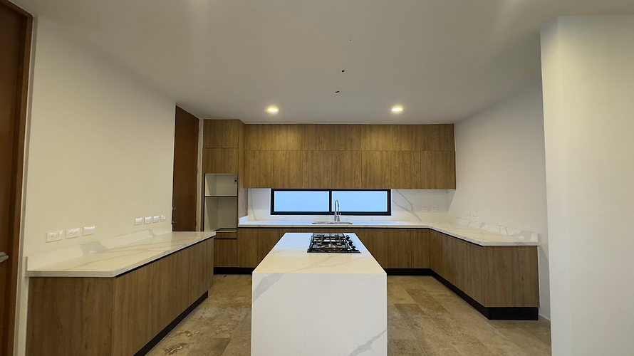 18 of 28: Lotes 9 y 10