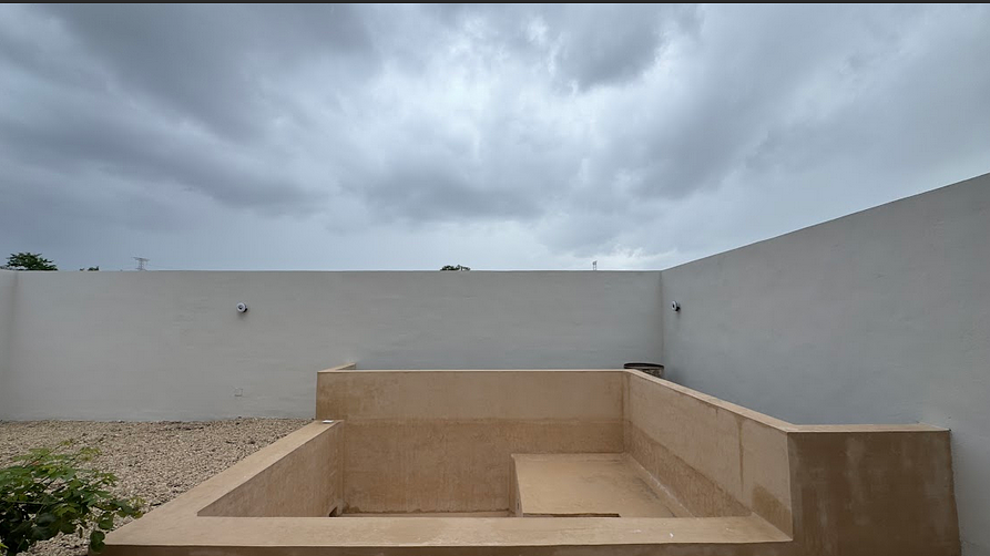 24 of 28: Lotes 9 y 10