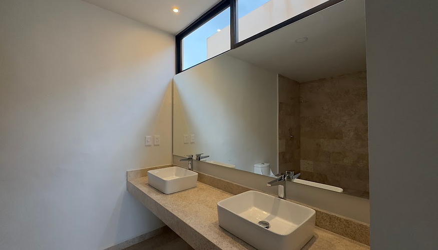 28 of 28: Lotes 9 y 10