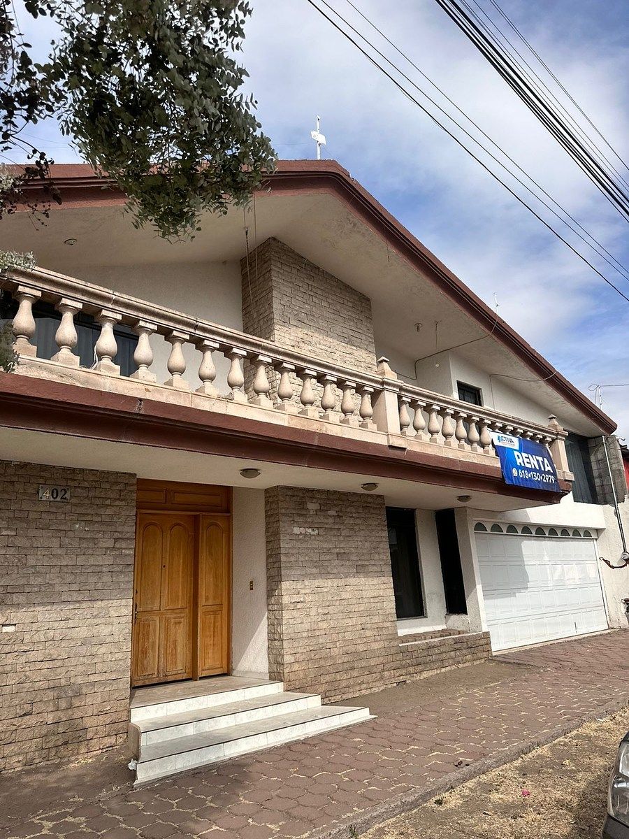 1 de 13: Fachada de la propiedad