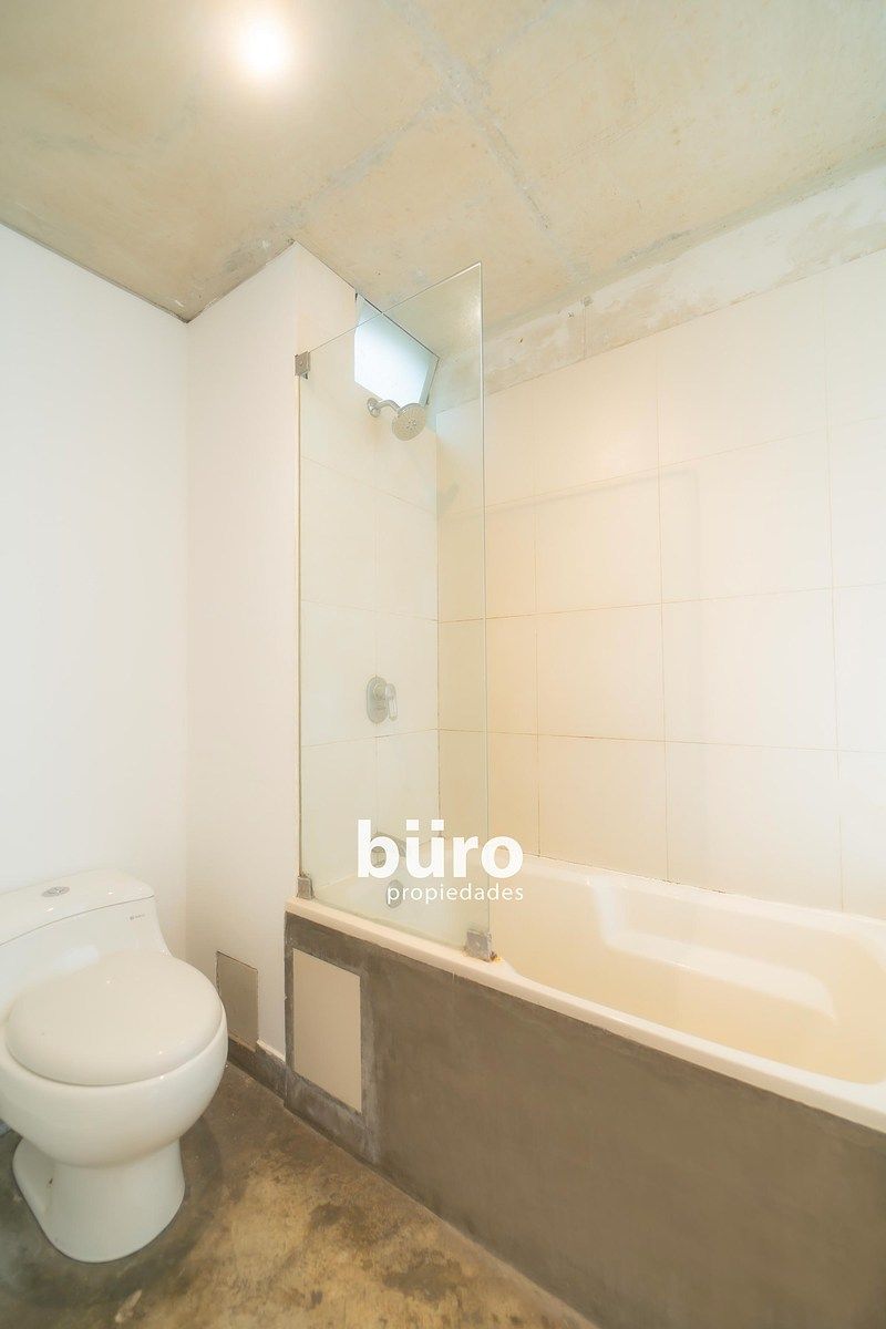 14 de 17: Baño integrado