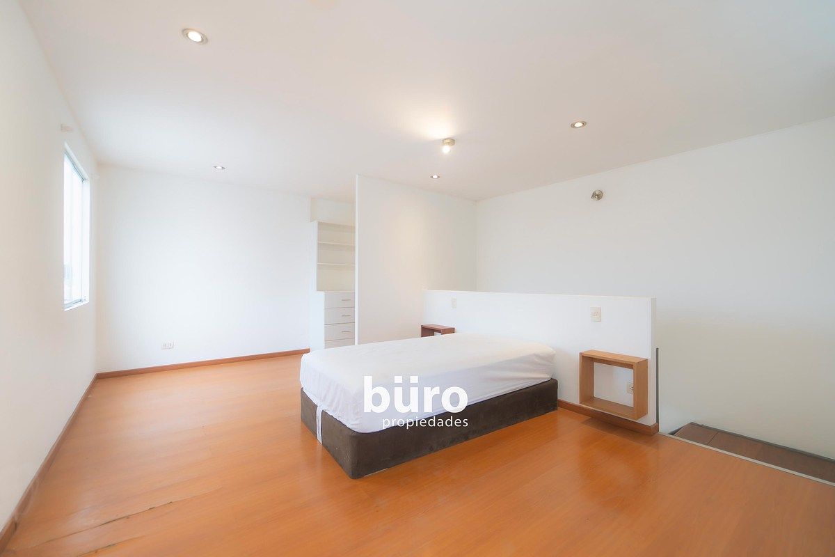 11 de 17: Amplio dormitorio