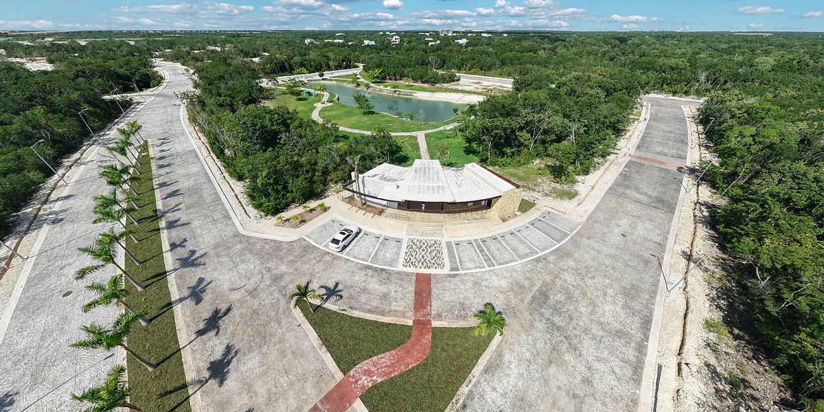 20 of 24: Aerial view Victoria Family club
