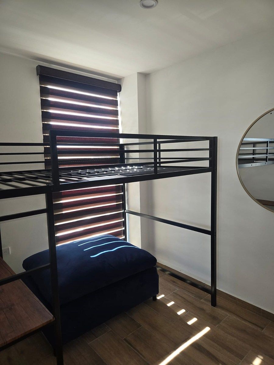 3 de 9: Recamara secundaria o Estudio