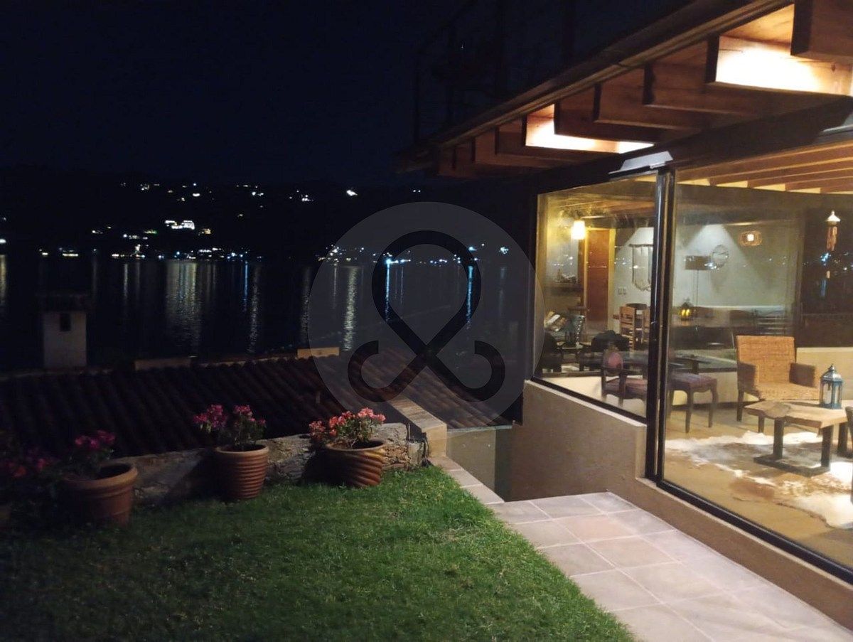 Casa em Valle de Bravo, Valle de Bravo, foto 2 de 13