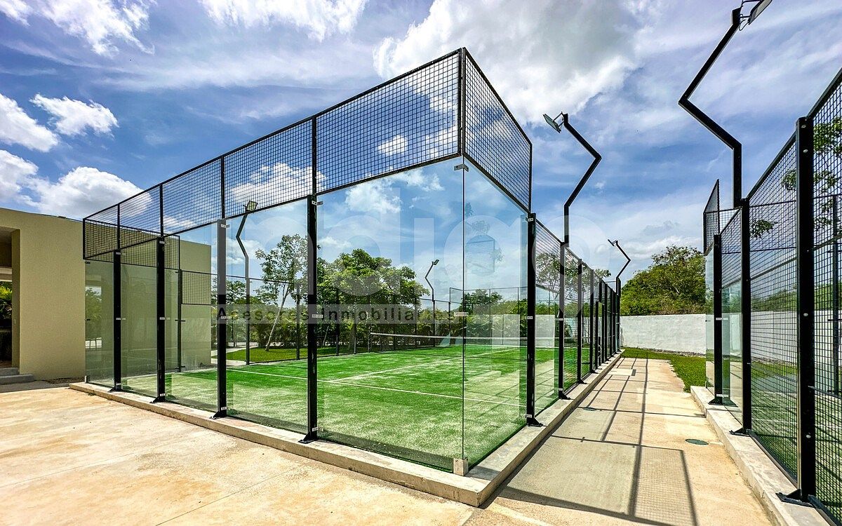 49 de 49: Canchas de Pádel