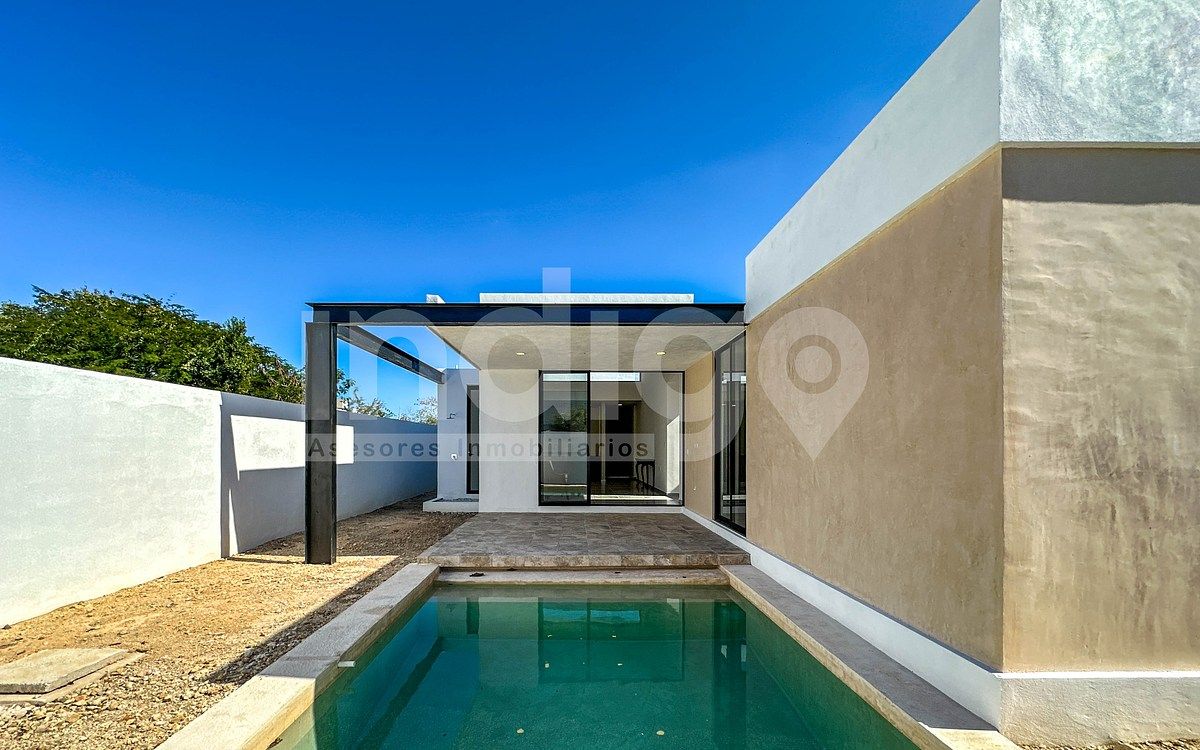 39 de 49: Fachada Trasera