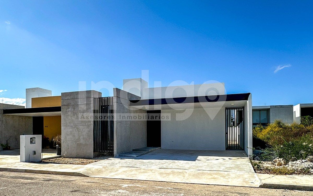 2 de 49: Fachada Frontal