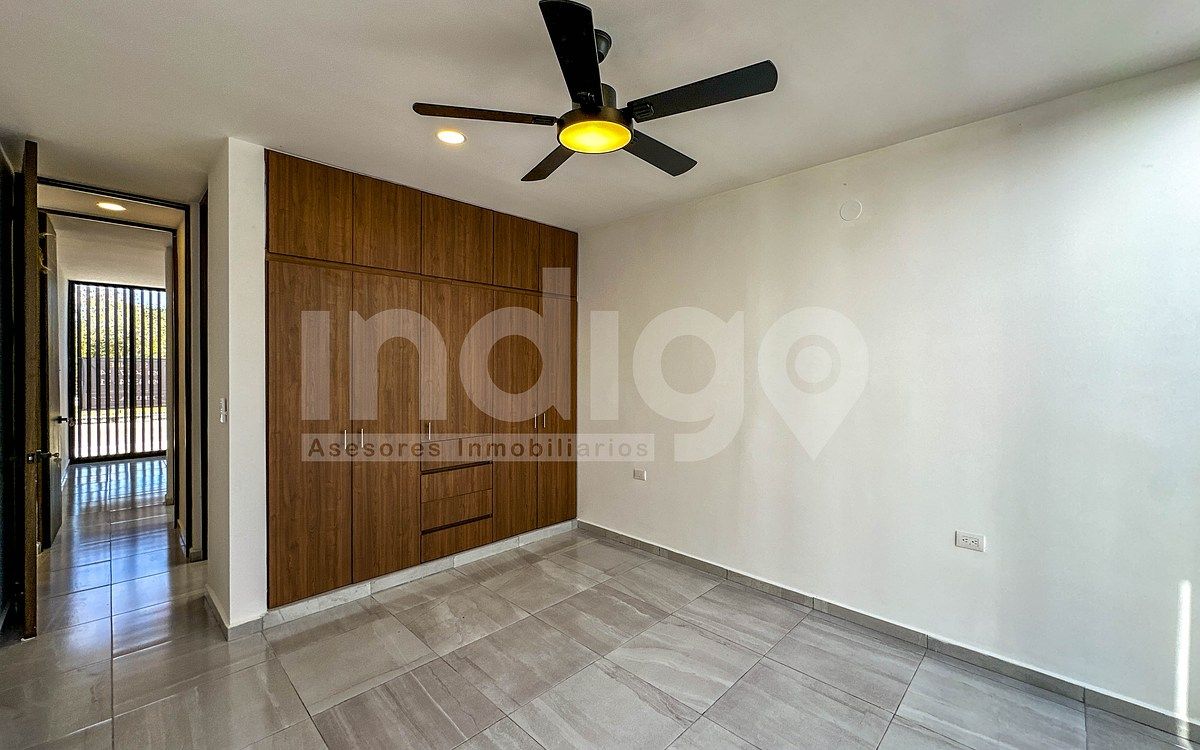 29 de 49: Recámara Secundaria 2