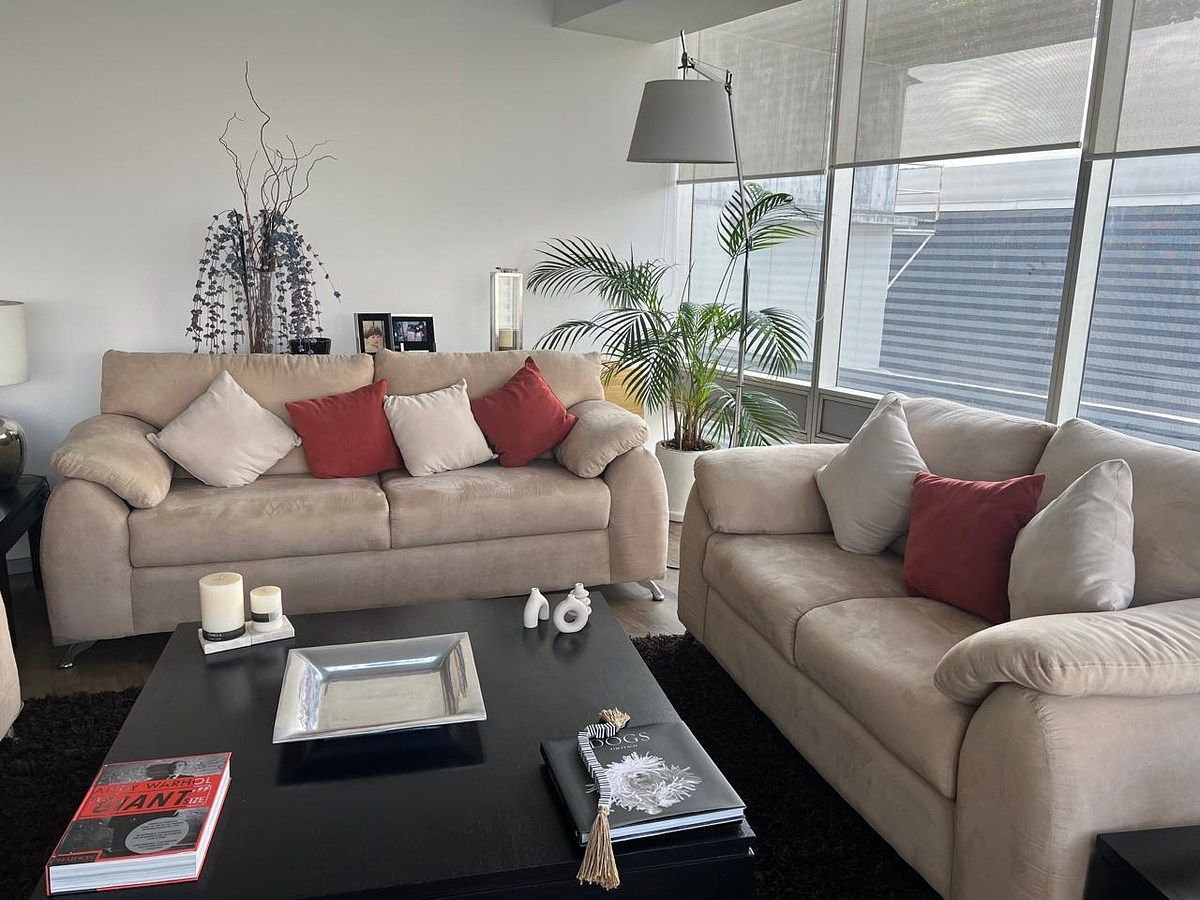 6 de 12: Sala principal