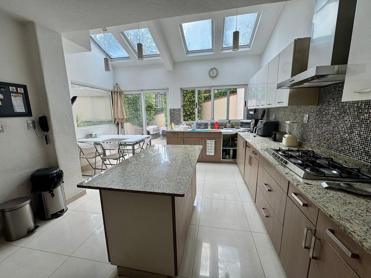 9 de 23: cocina con isal