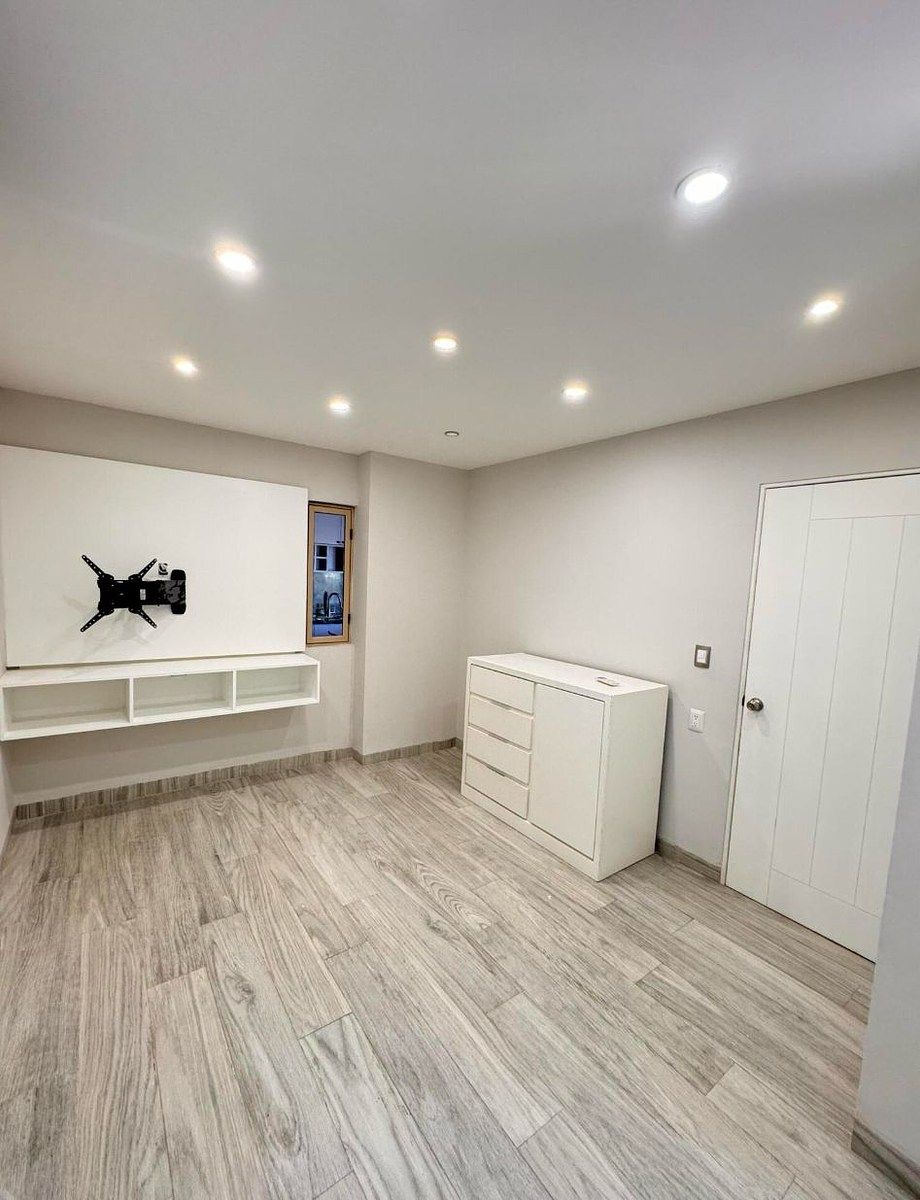 13 de 21: SALA DE TV