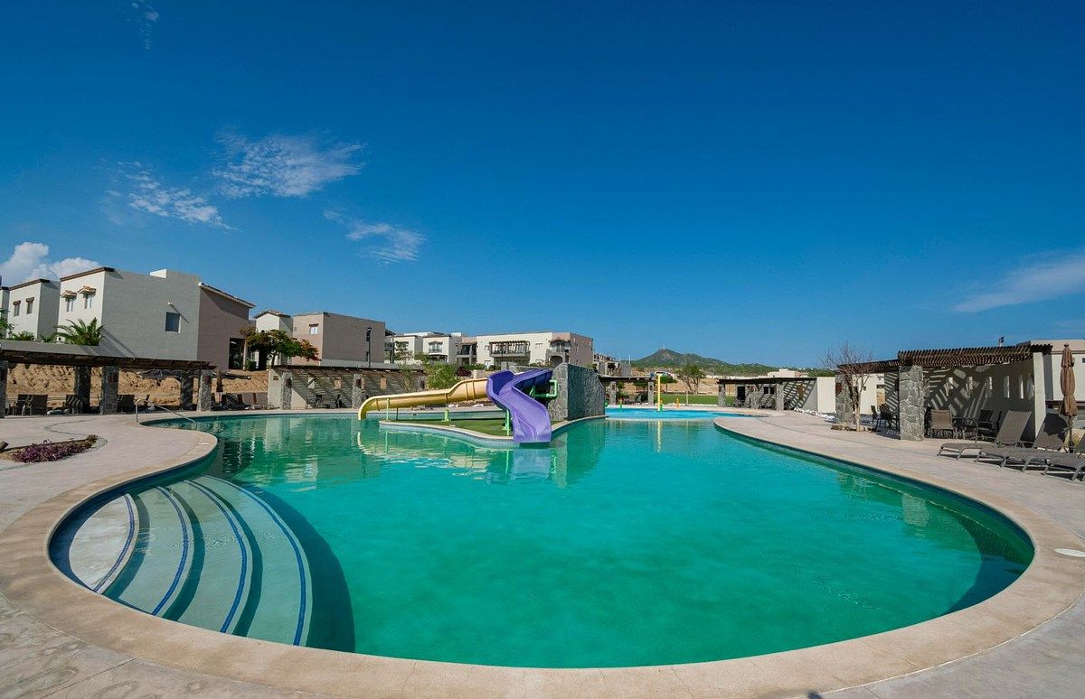 21 de 21: ALBERCA COMUN