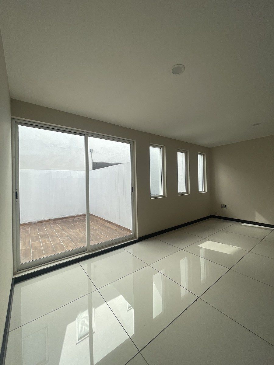 3 de 17: Estancia corrida