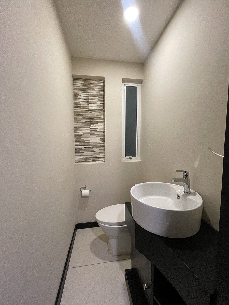 5 de 17: Medio baño visitas