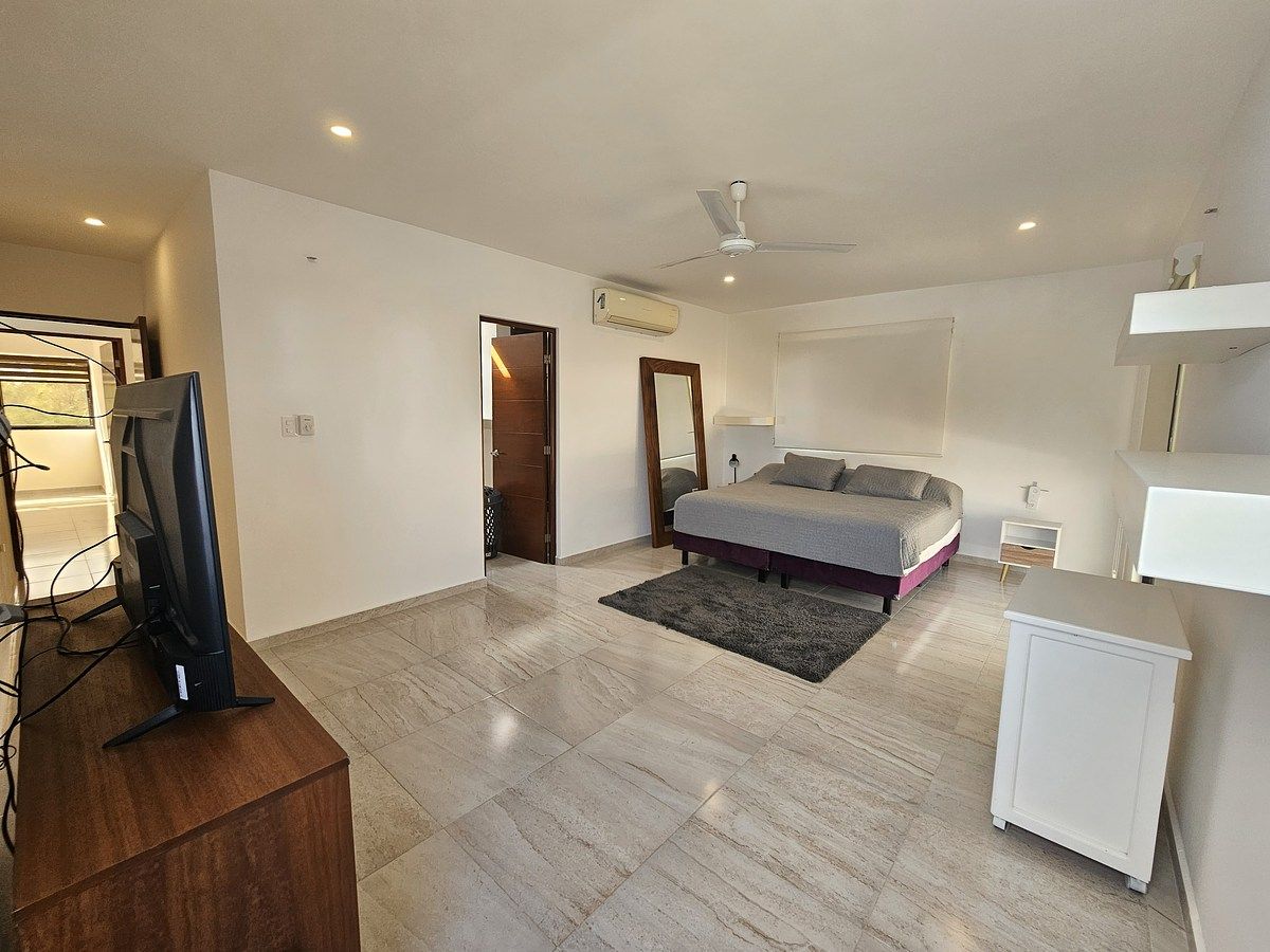 6 of 12: habitación principal