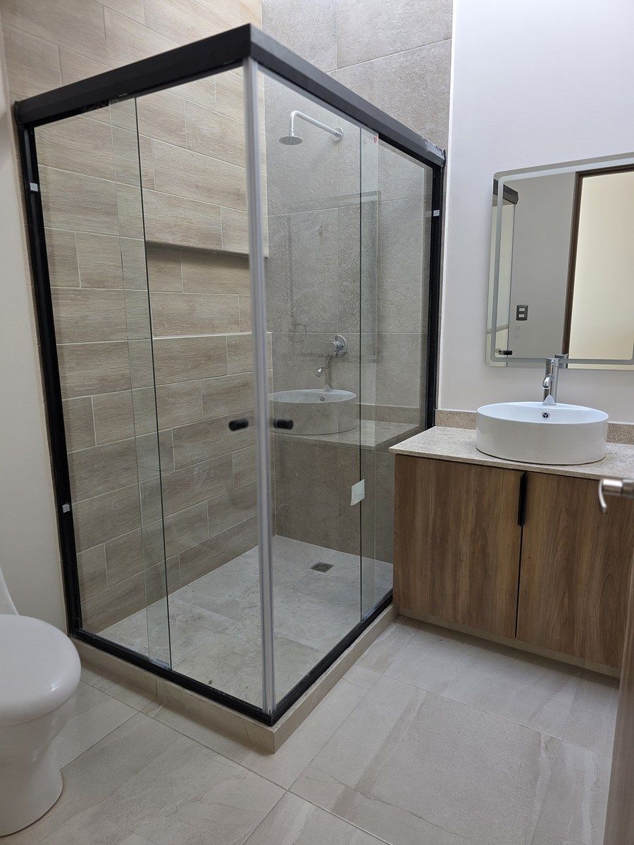 16 de 33: baño complewo secundario