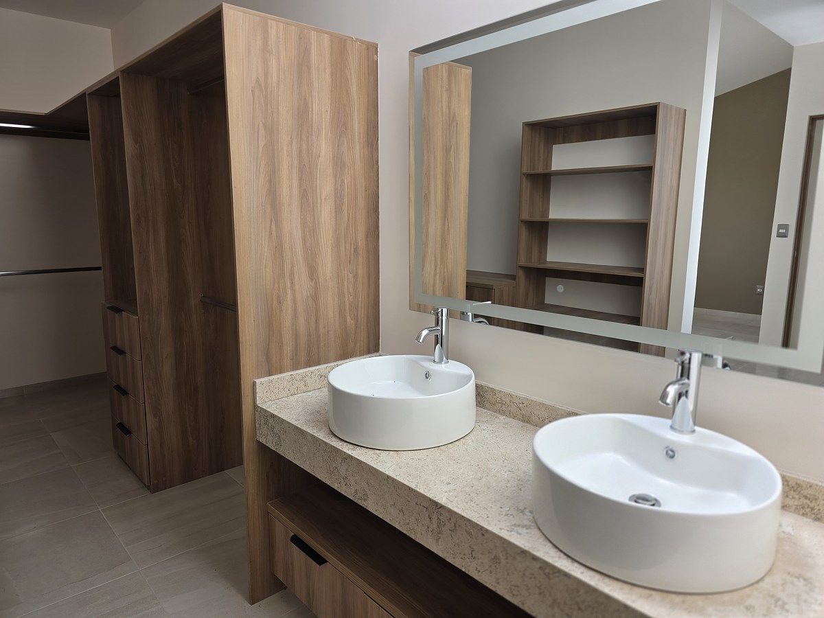 23 de 33: baño principal