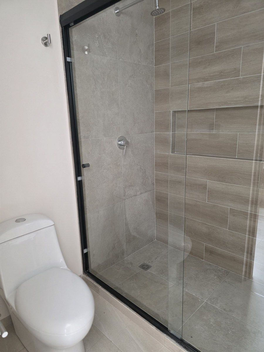24 de 33: baño principal