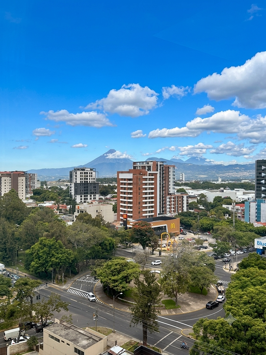 Exclusivo Apartamento en Alquiler Z 14, Vistas Panorámicas, foto 1 de 18