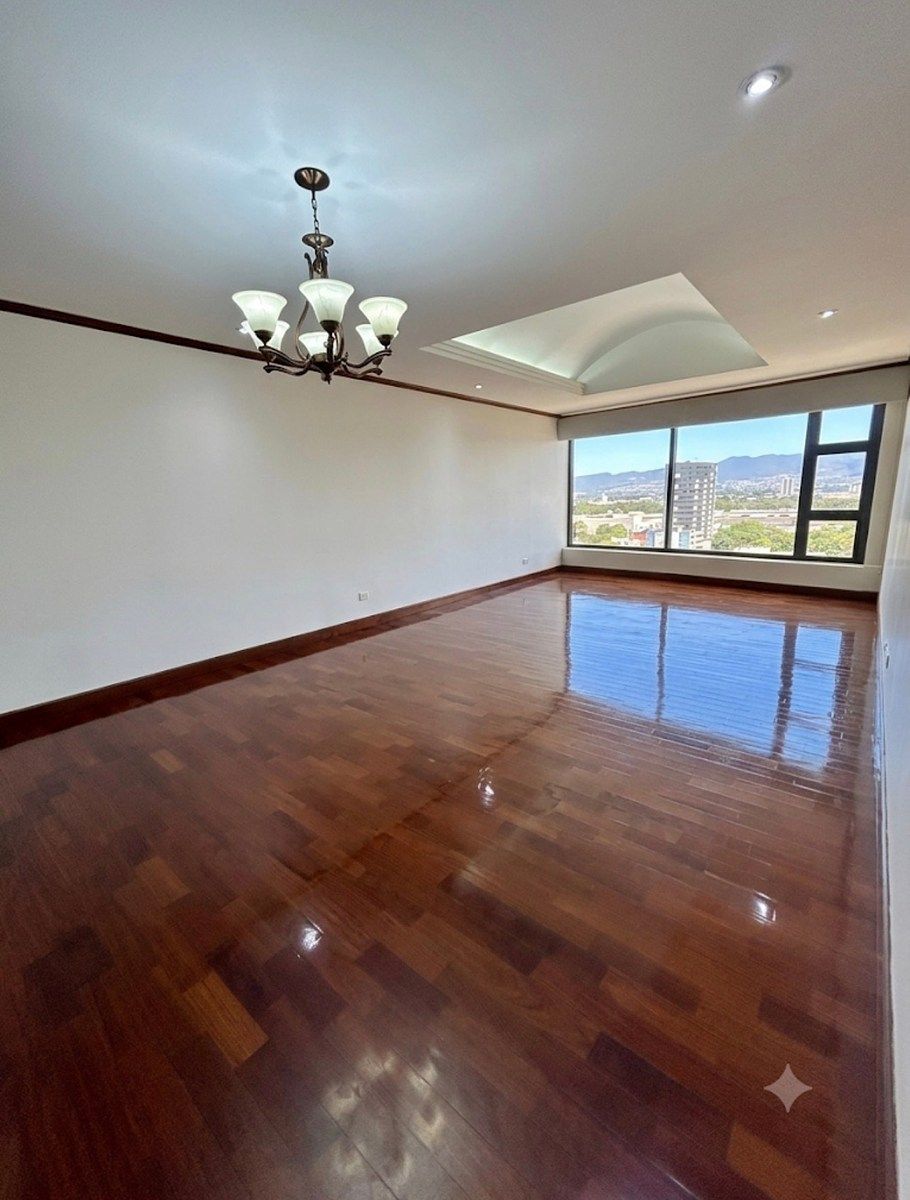 Apartamento en 14, Guatemala, foto 3 de 18