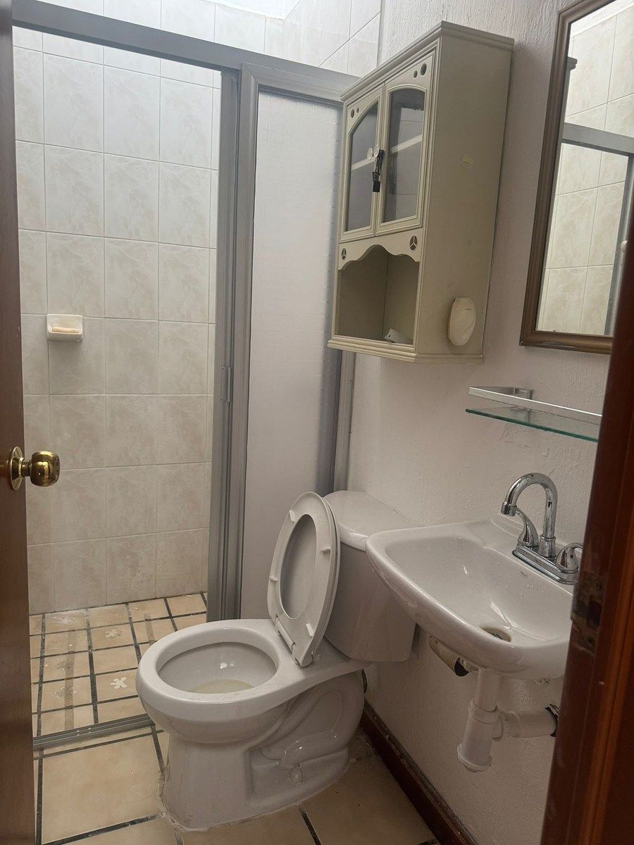 7 de 10: Baño Completo