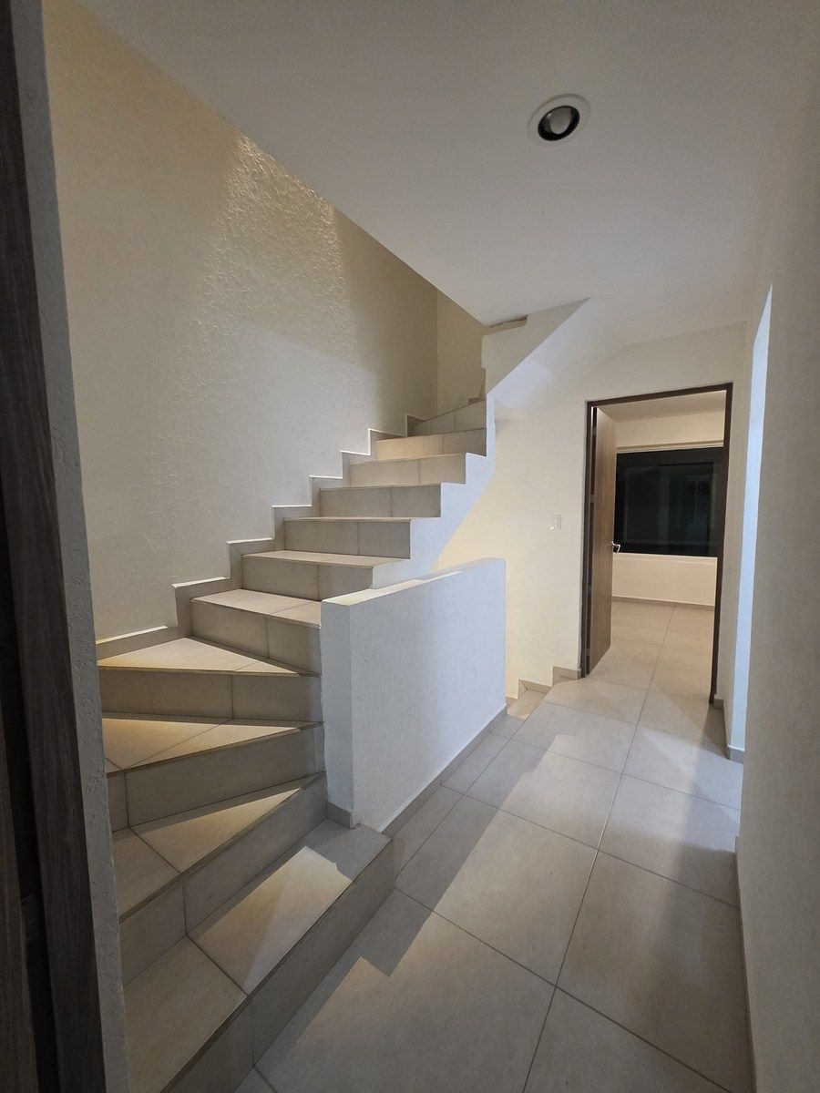 11 de 17: 2DO NIVEL, RECAMARAS