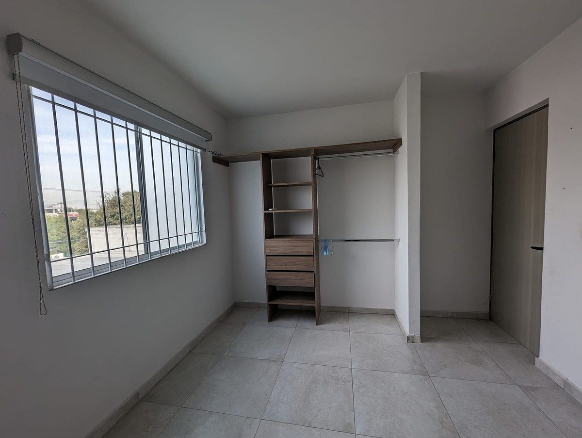 8 de 12: RECAMARA SECUNDARIA