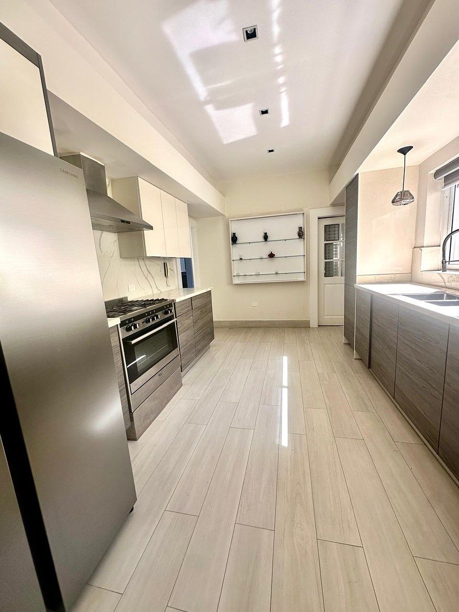 Casa en Altos de Arroyo Hondo III, Santo Domingo Centro (Distrito Nacional), foto 5 de 14