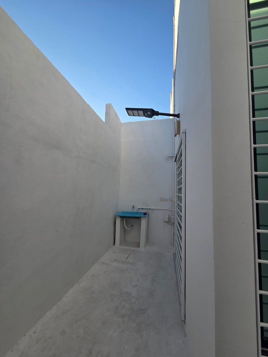 11 de 19: area de lavado en el patio