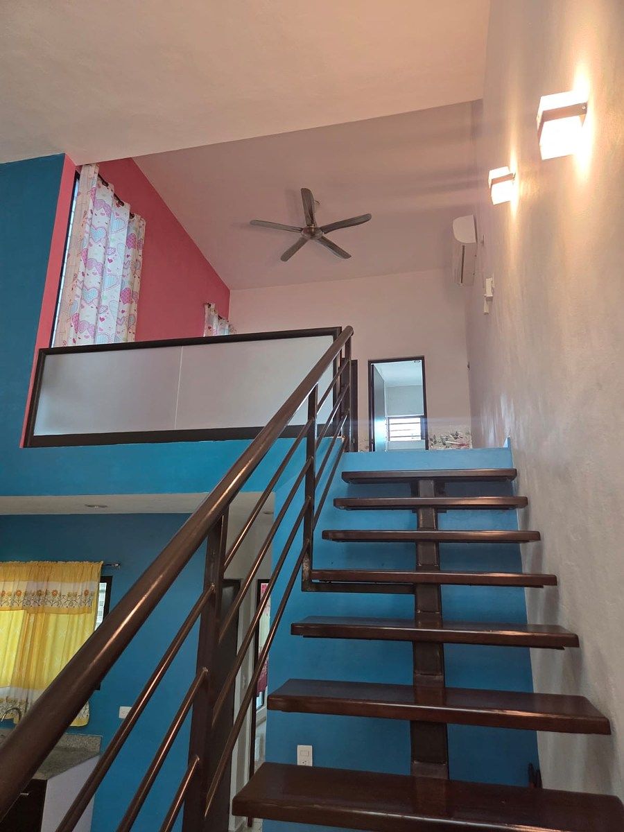 10 de 19: escaleras de madera