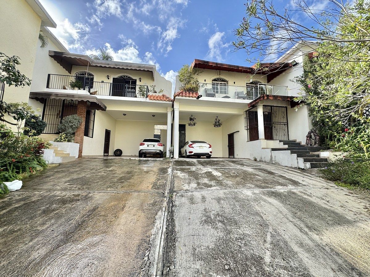 House in Altos de Arroyo Hondo Ii