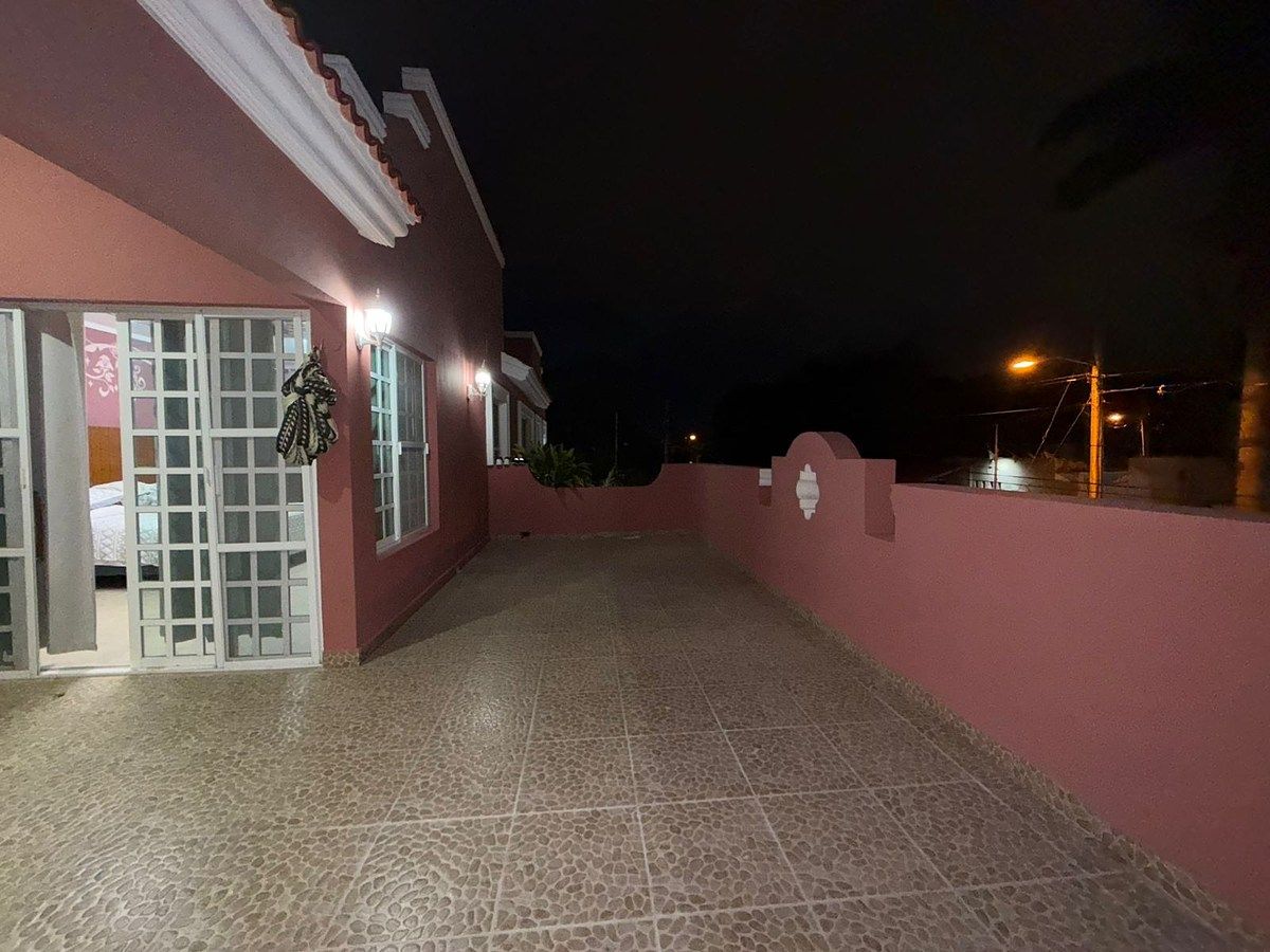 Casa en venta en Jardines del Norte, Mérida | Esquina con piscina | Zona norte - foto 5