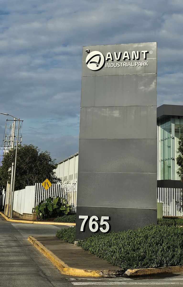 7 de 7: Ingreso a parque industrial