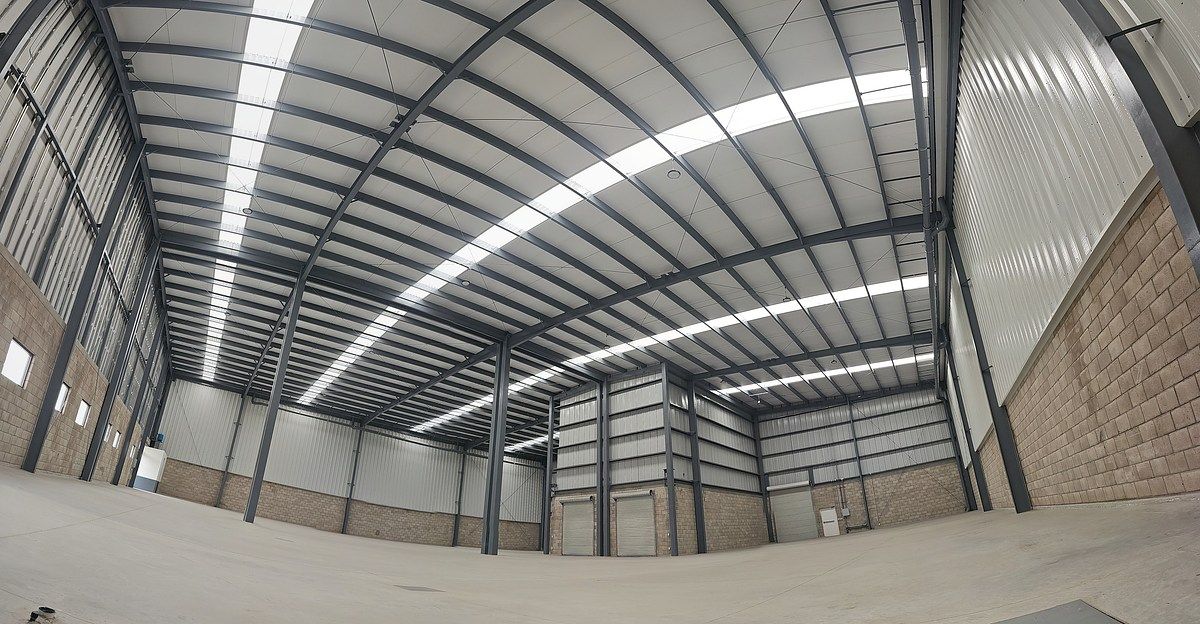 6 de 7: bodega interiror, andenes