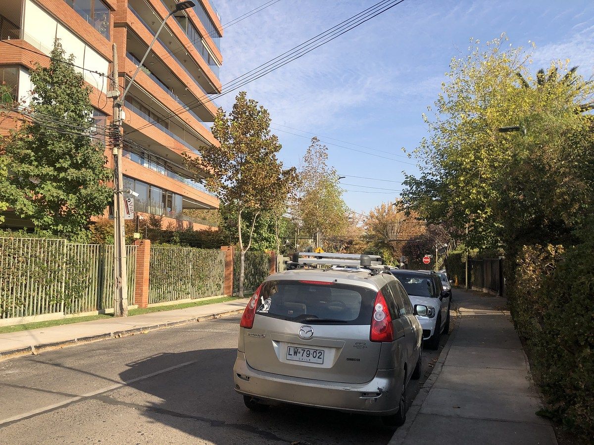 16 de 16: Calle residencial y tranquila