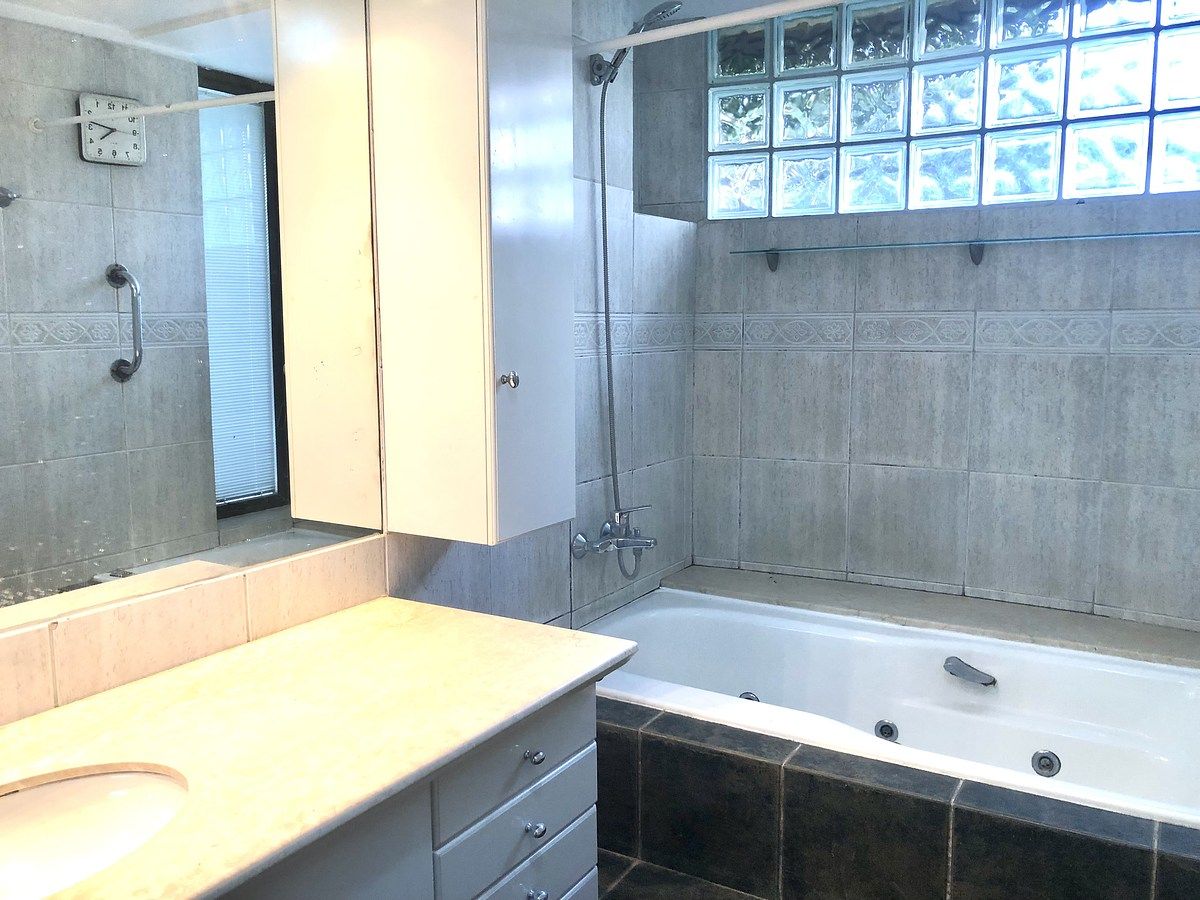 6 de 16: Baño principal