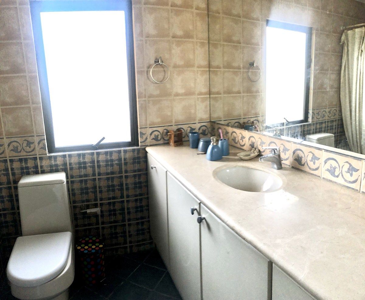 14 de 16: Baño en suite segundo piso