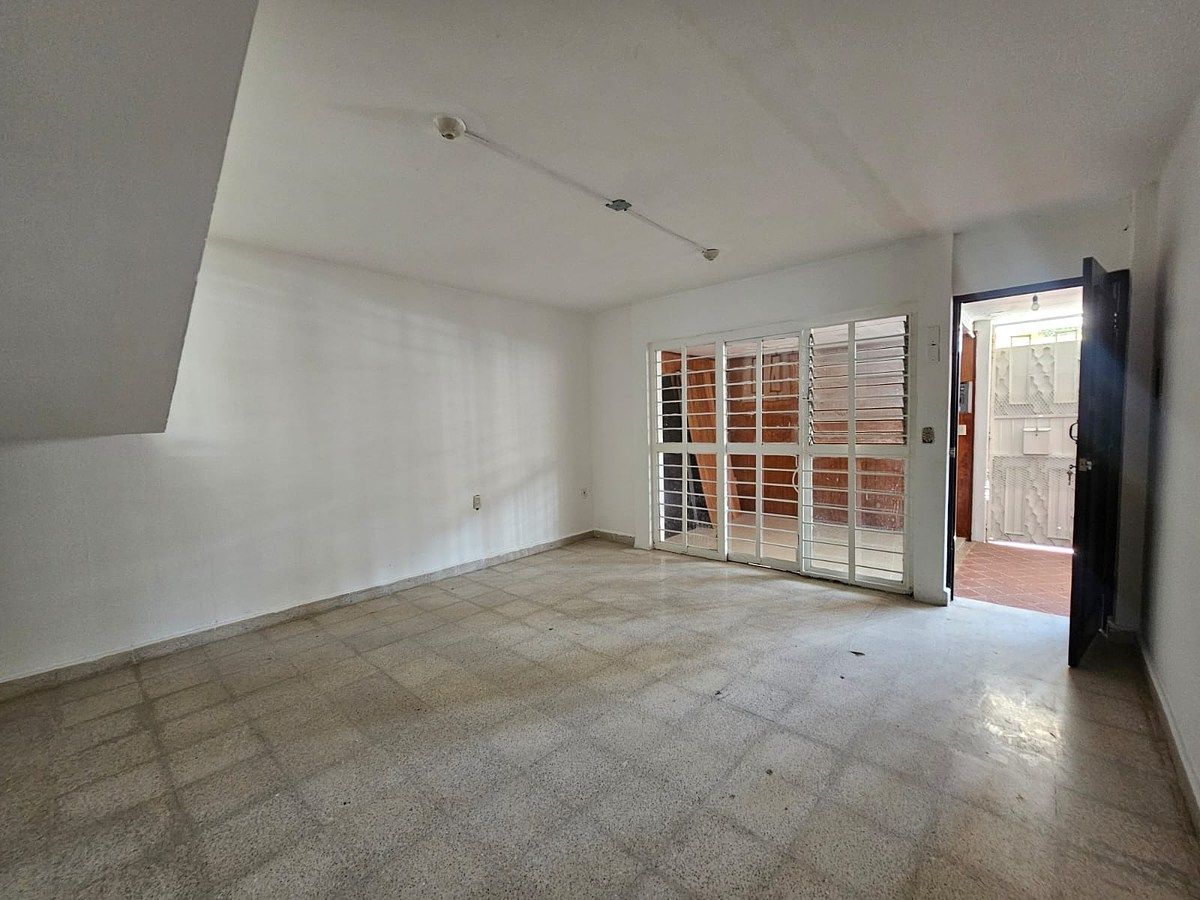 5 of 26: Acceso a sala