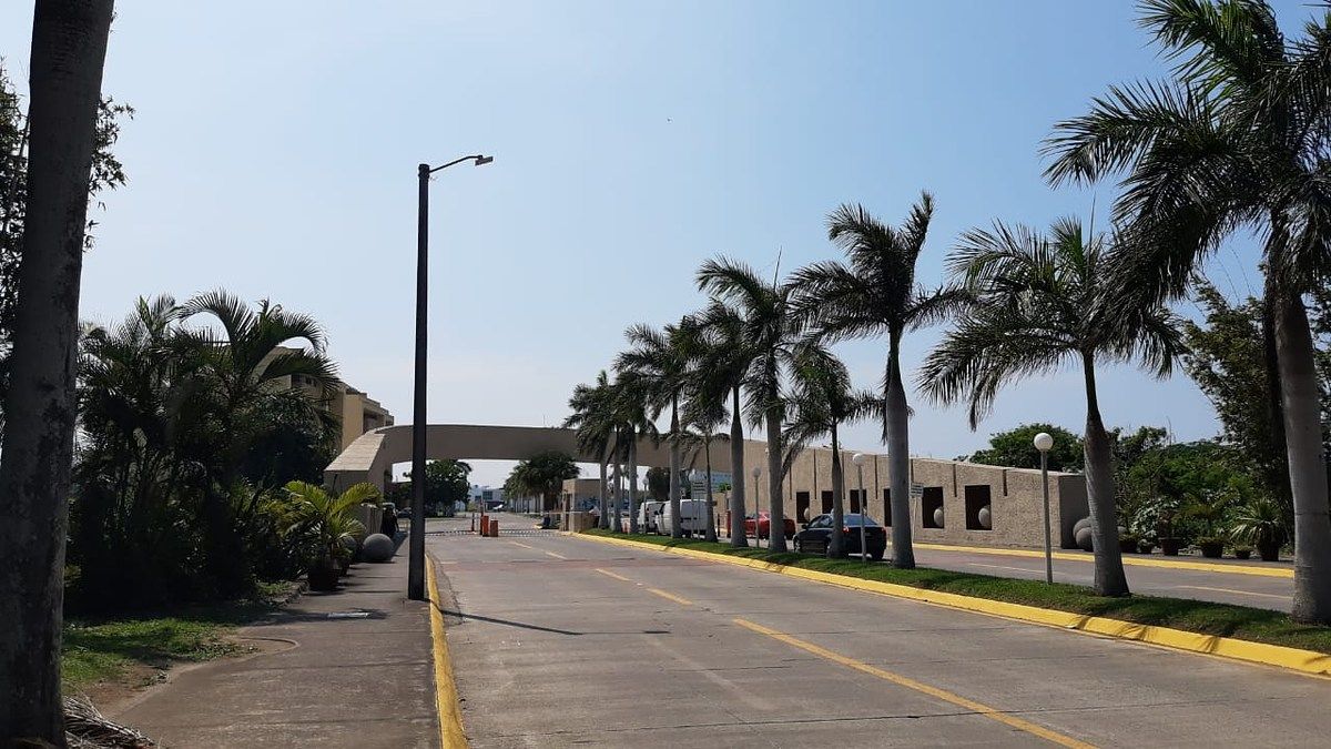 24 de 38