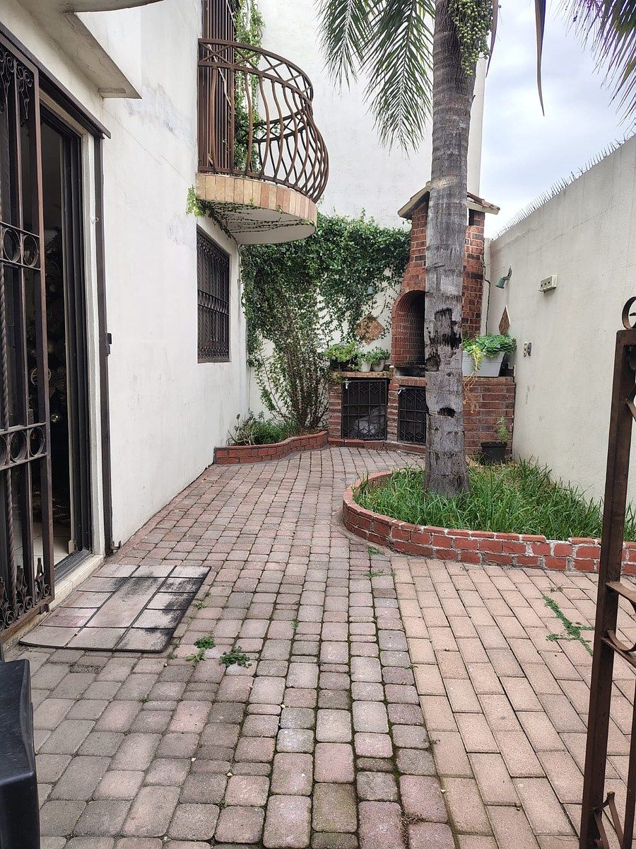 11 de 28: patio en planta baja